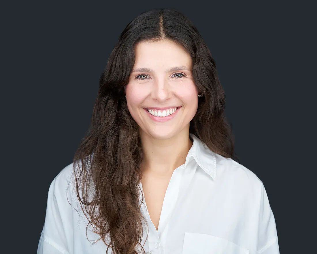 Andreia Ramos, osteopata e terapeuta ocupacional pediátrica, a sorrir